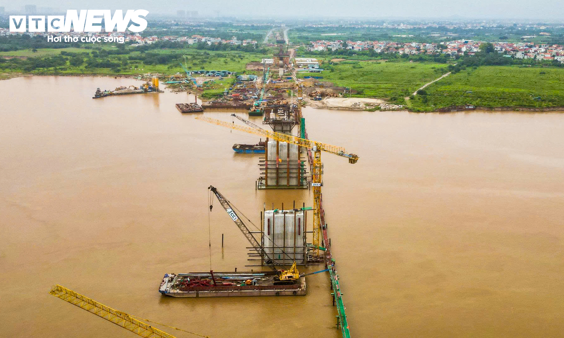 Cầu Hồng H&agrave; dần ho&agrave;n thiện sau 8 th&aacute;ng thi c&ocirc;ng vượt tiến độ - Ảnh 4.