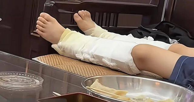 B&eacute; trai 11 tuổi mất t&iacute;ch suốt 13 ng&agrave;y, hơn 1.000 người t&igrave;m kiếm rồi ph&aacute;t hiện dấu vết kh&oacute; tin - Ảnh 1.