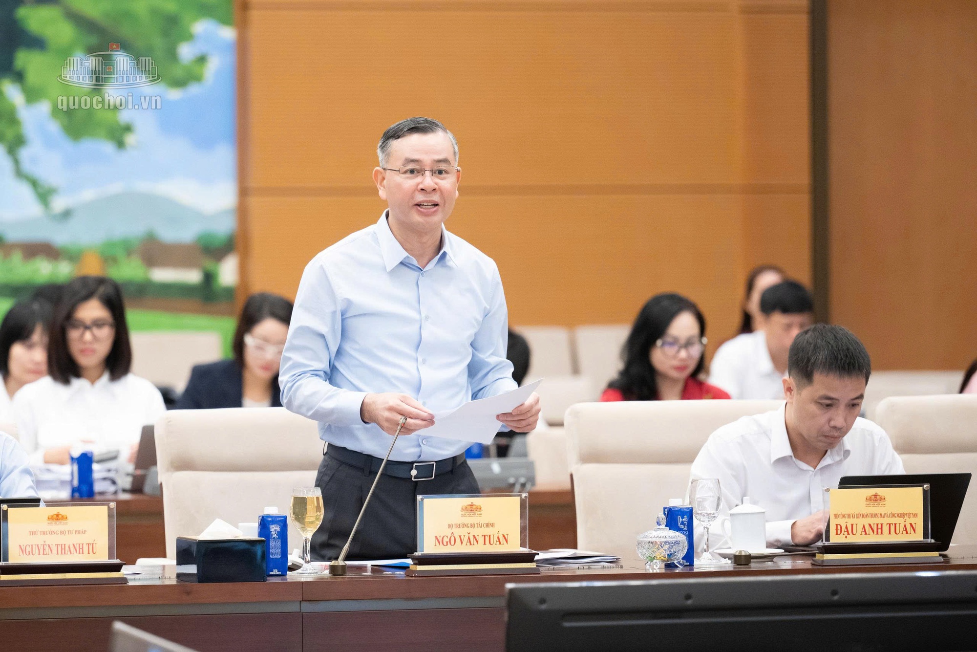 Doanh nghiệp dưới 100 tỷ đồng sẽ được nộp thuế đơn giản hóa từ 2026 - Ảnh 6. Doanh nghiệp dưới 100 tỷ đồng sẽ được nộp thuế đơn giản hóa từ 2026 - Ảnh 6.