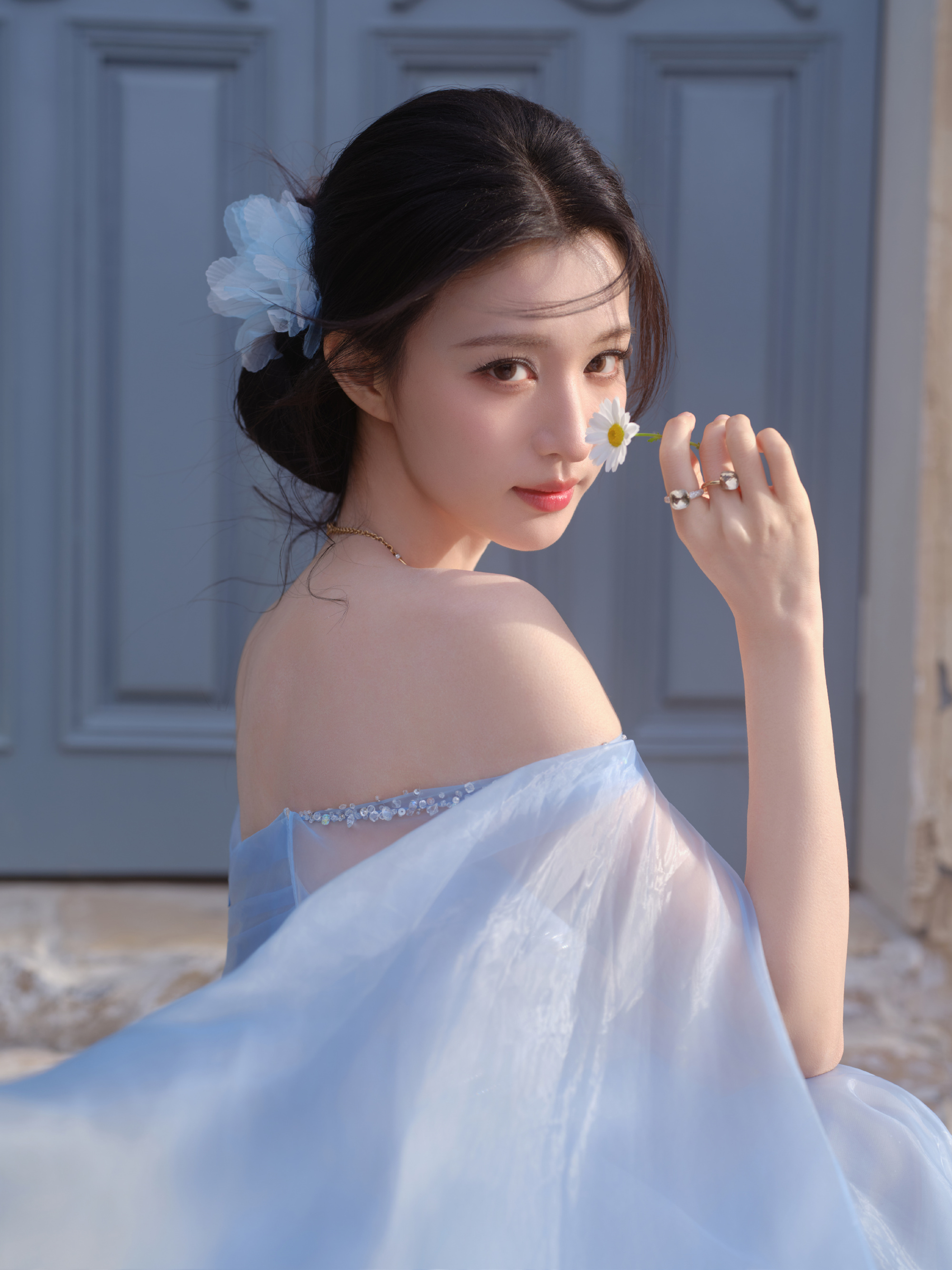 "Mỹ nhân có nụ cười giả tạo nhất showbiz" bị bóc trần nhan sắc thật, cả MXH đứng hình - Ảnh 3.