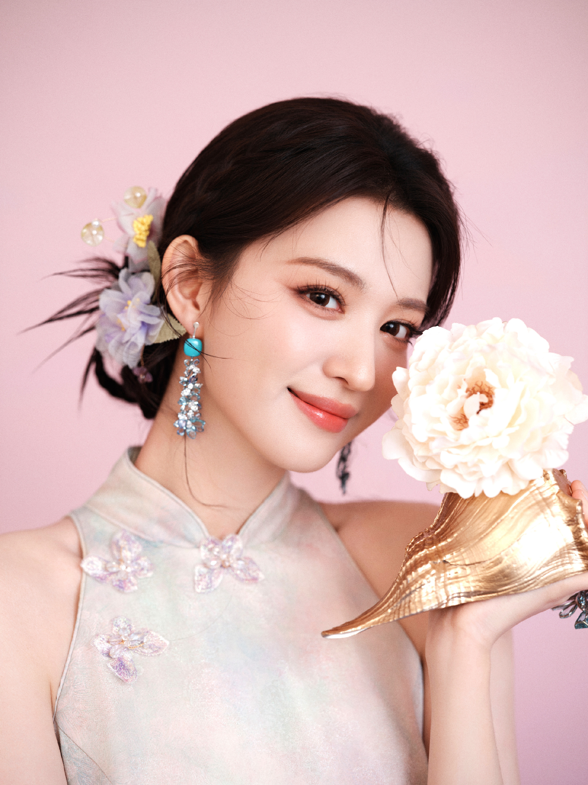 "Mỹ nhân có nụ cười giả tạo nhất showbiz" bị bóc trần nhan sắc thật, cả MXH đứng hình - Ảnh 10.