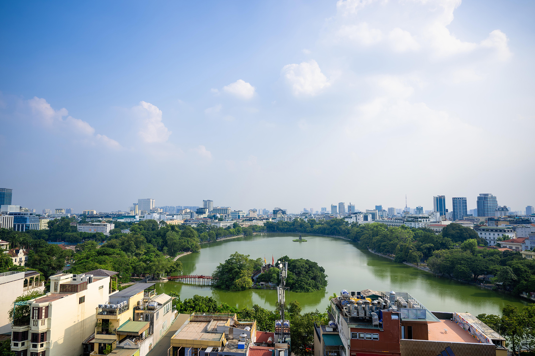Gần 66 ha quanh hồ Hoàn Kiếm được nghiên cứu chỉnh trang: Những thay đổi nào sắp diễn ra? - Ảnh 1. Gần 66 ha quanh hồ Hoàn Kiếm được nghiên cứu chỉnh trang: Những thay đổi nào sắp diễn ra? - Ảnh 1.