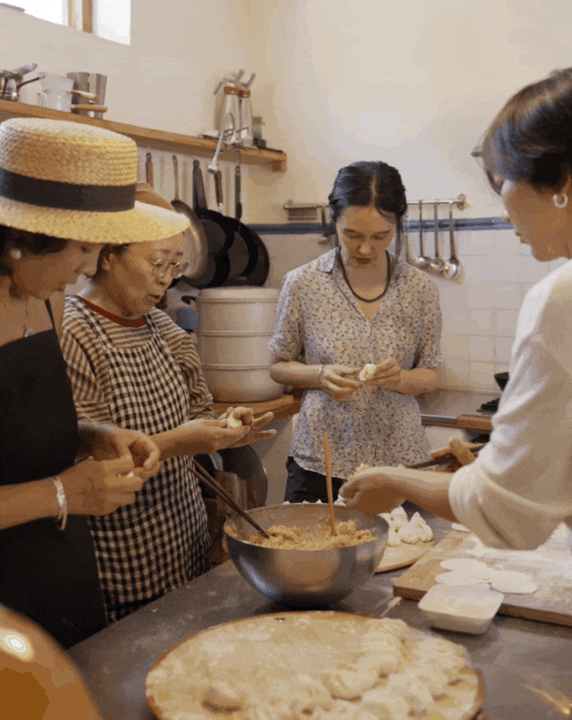 Lối sống trung niên: Cặp vợ chồng 8X chọn làm việc 3 ngày mỗi tuần để tối ưu cuộc sống - Ảnh 11. Lối sống trung niên: Cặp vợ chồng 8X chọn làm việc 3 ngày mỗi tuần để tối ưu cuộc sống - Ảnh 11.