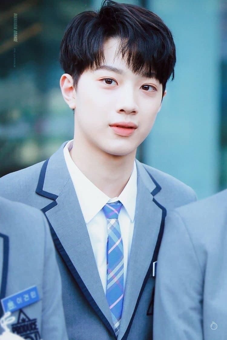 Lại Quán Lâm từ thần tượng Kpop đến công chức: Hành trình sống 4 cuộc đời ấn tượng - Ảnh 5. Lại Quán Lâm từ thần tượng Kpop đến công chức: Hành trình sống 4 cuộc đời ấn tượng - Ảnh 5.