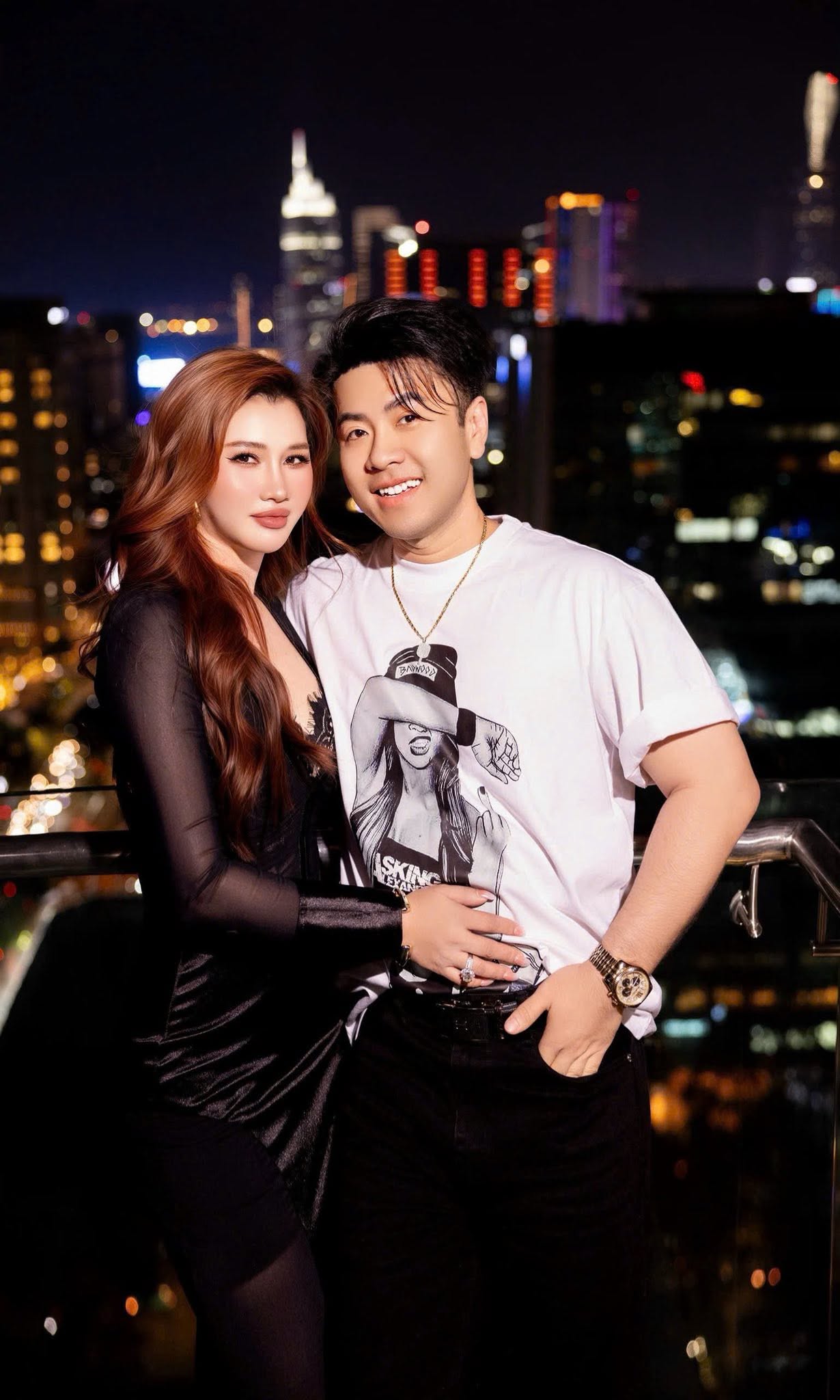 Akira Phan tổ chức đ&aacute;m cưới ho&agrave;nh tr&aacute;ng với CEO mẹ đơn th&acirc;n v&agrave;o 26 / 9 - Ảnh 4.