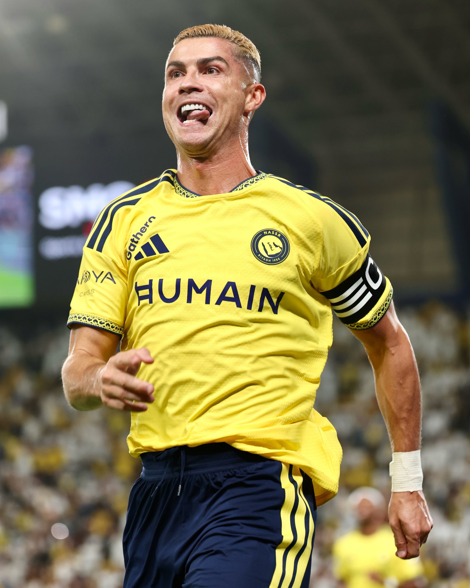Ronaldo tỏa s&aacute;ng với b&agrave;n thắng thứ 979 , Al - Nassr gi&agrave;nh 3 điểm q&uacute;y gi&aacute; - Ảnh 1.