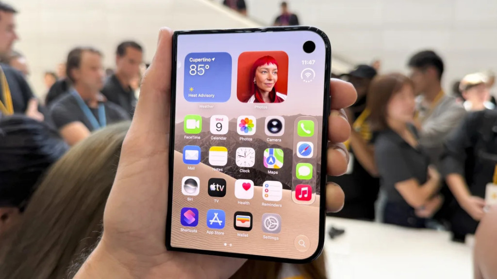 IPhone Duo 2026: Sự đột phá trong thiết kế điện thọai màn hình gập của Apple - Ảnh 2. IPhone Duo 2026: Sự đột phá trong thiết kế điện thọai màn hình gập của Apple - Ảnh 2.