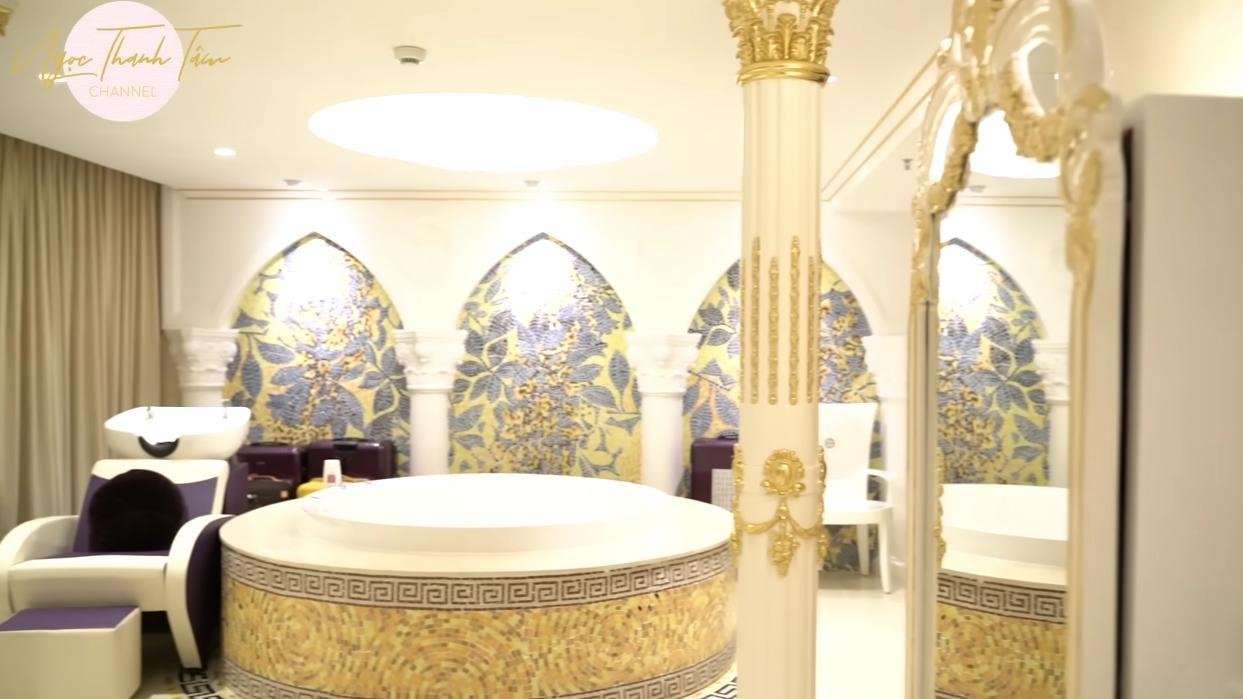Ngọc Thanh T&acirc;m v&agrave; Ng&ocirc;i nh&agrave; 650 m&sup2; lộng lẫy như cung điện trong l&ograve;ng s&agrave;i g&ograve;n - Ảnh 11.