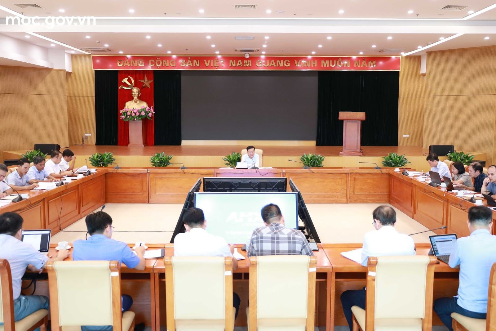 Trong th&aacute;ng 2/2027, si&ecirc;u dự &aacute;n đường sắt gần 290.000 tỷ đồng, đi qua 6 tỉnh, th&agrave;nh phố ph&iacute;a Bắc phải ho&agrave;n th&agrave;nh nhiệm vụ n&agrave;y - Ảnh 2.