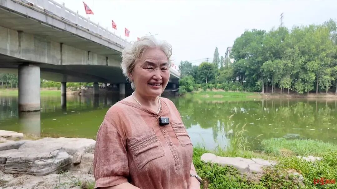 Nghe tiếng kêu cứu giữa dòng nước sâu, bà cụ 71 tuổi lao xuống cứu người rồi bất ngờ biến mất - Ảnh 3.
