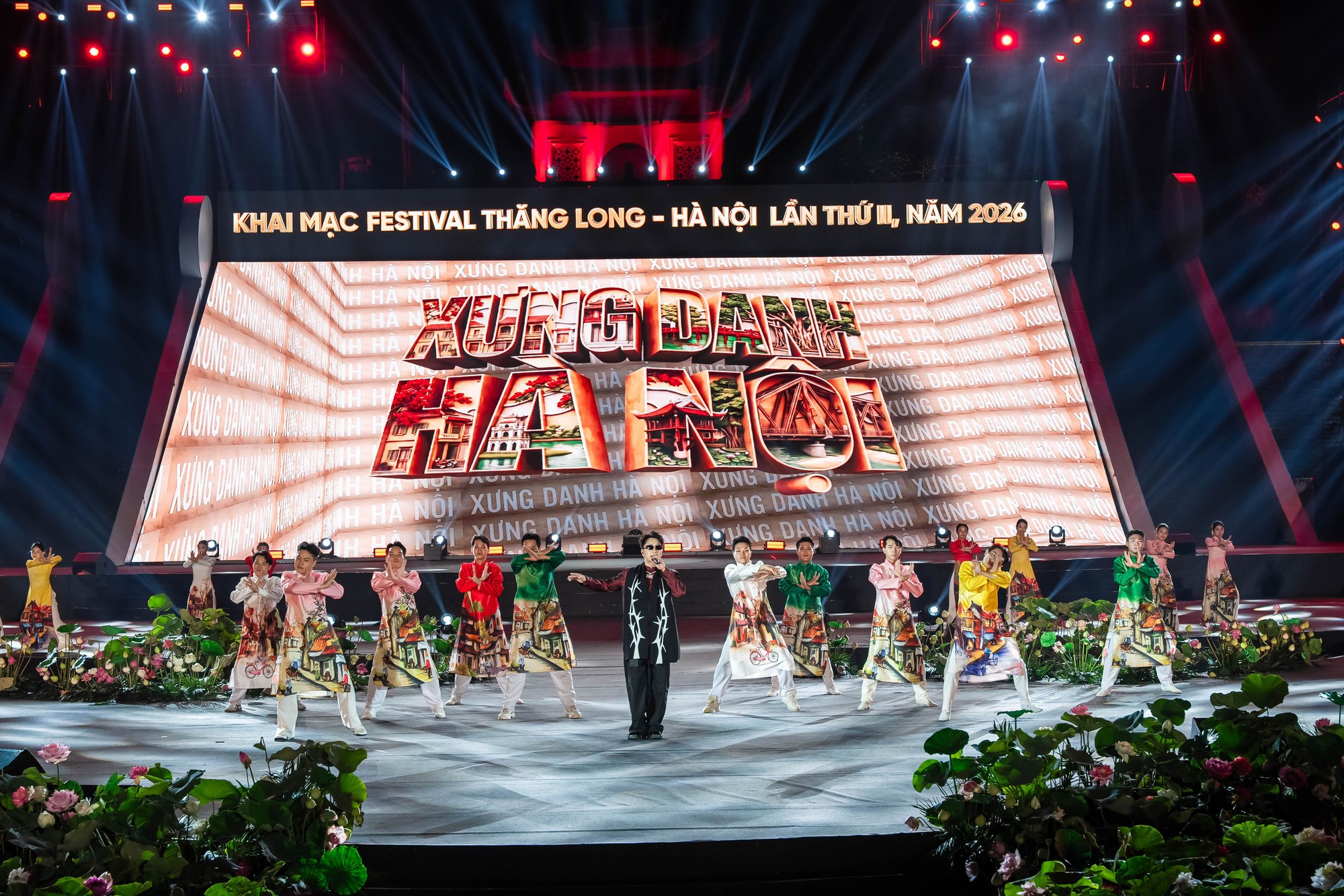 Tổng đạo diễn Phạm Ho&agrave;ng Giang đưa &ldquo;D&ograve;ng chảy di sản&rdquo; l&ecirc;n s&acirc;n khấu khai mạc Festival Thăng Long - H&agrave; Nội 2026- Ảnh 4.