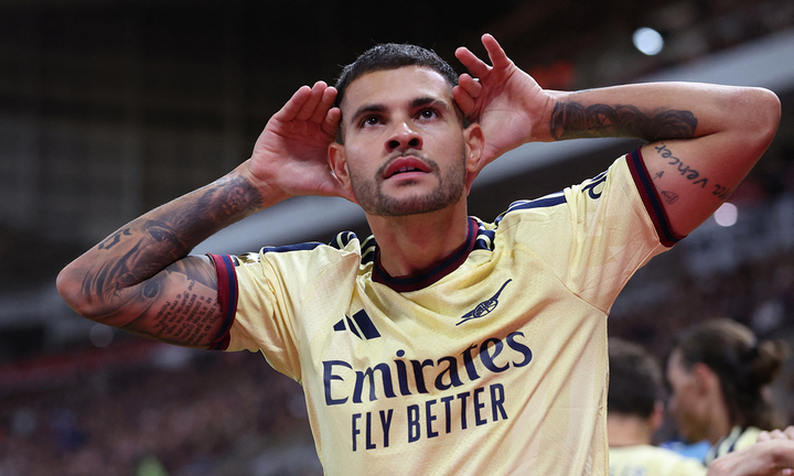 Kết quả Sunderland 0-2 Arsenal: Raya xuất sắc, Bruno Guimaraes ghi b&agrave;n đầu ti&ecirc;n - Ảnh 4.