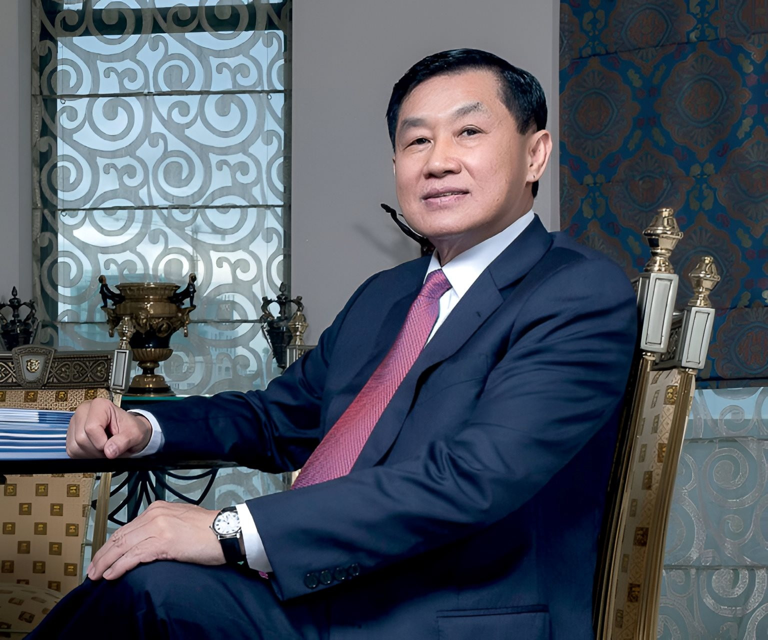 Ngắm dinh thự 2.500 m2 ven s&ocirc;ng S&agrave;i G&ograve;n của đại gia 8 con: Từng diễn ra đ&aacute;m cưới thế kỷ, l&ecirc;n cả truyền h&igrave;nh H&agrave;n Quốc trong ph&oacute;ng sự về giới si&ecirc;u gi&agrave;u - Ảnh 2.