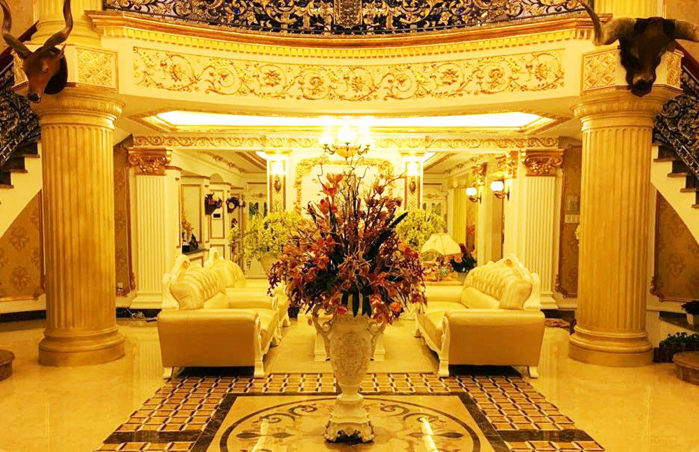 Ngắm dinh thự 2.500 m2 ven s&ocirc;ng S&agrave;i G&ograve;n của đại gia 8 con: Từng diễn ra đ&aacute;m cưới thế kỷ, l&ecirc;n cả truyền h&igrave;nh H&agrave;n Quốc trong ph&oacute;ng sự về giới si&ecirc;u gi&agrave;u - Ảnh 5.