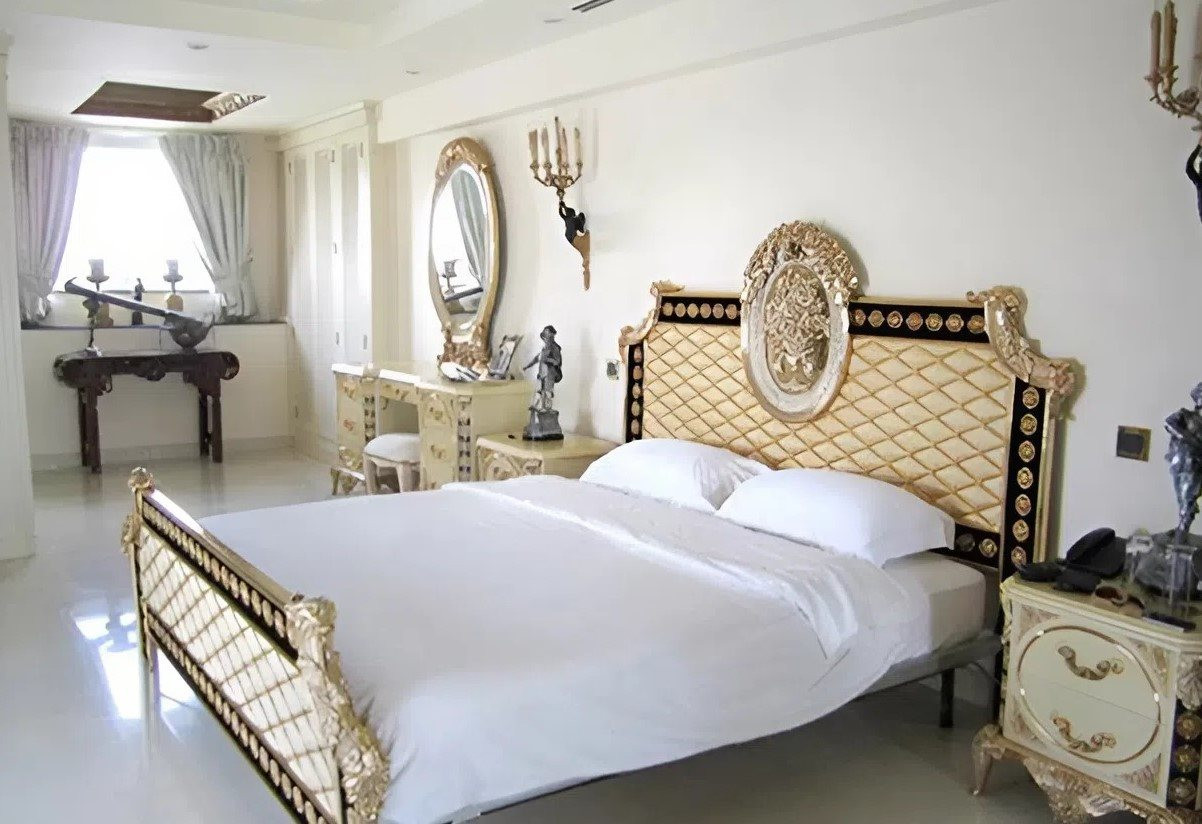 Ngắm dinh thự 2.500 m2 ven s&ocirc;ng S&agrave;i G&ograve;n của đại gia 8 con: Từng diễn ra đ&aacute;m cưới thế kỷ, l&ecirc;n cả truyền h&igrave;nh H&agrave;n Quốc trong ph&oacute;ng sự về giới si&ecirc;u gi&agrave;u - Ảnh 8.