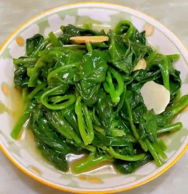 - Ảnh 3. - Ảnh 3.