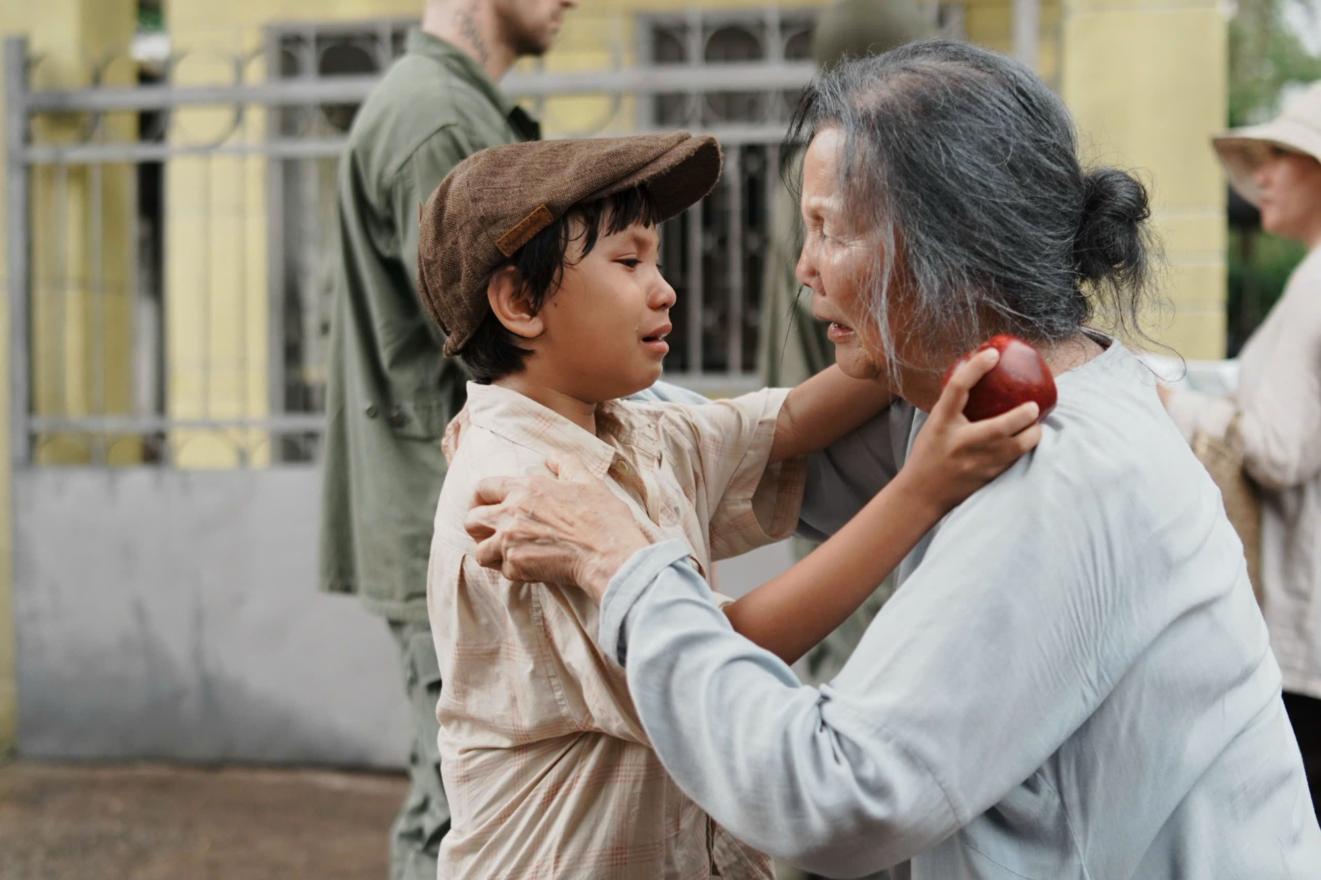 Gương mặt mới của Trương Ngọc &Aacute;nh trong M&atilde;i Nợ một Lời Tạm Biệt g&acirc;y bất ngờ - Ảnh 5.