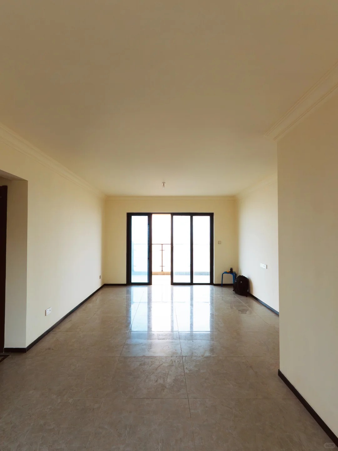 Thanh ni&ecirc;n 32 tuổi thu&ecirc; nh&agrave; view biển , sống Cuộc đời tự do v&agrave; s&aacute;ng tạo - Ảnh 6.
