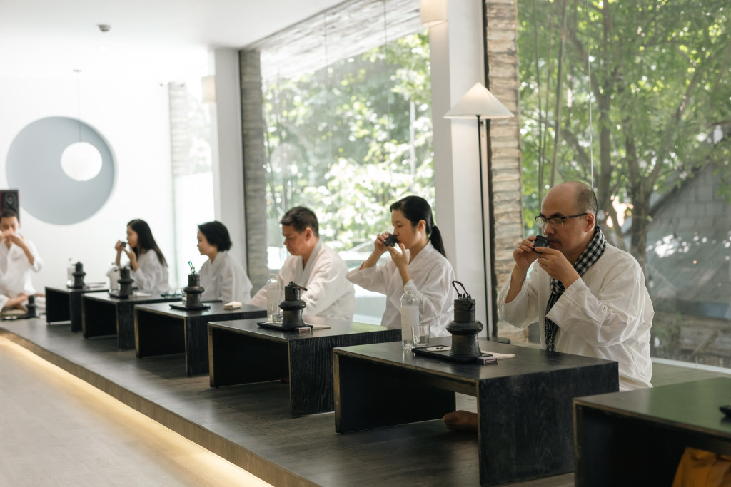 Lần đầu ti&ecirc;n, &ocirc;ng Đặng L&ecirc; Nguy&ecirc;n Vũ mang được điều n&agrave;y sang Nhật Bản - Ảnh 3.