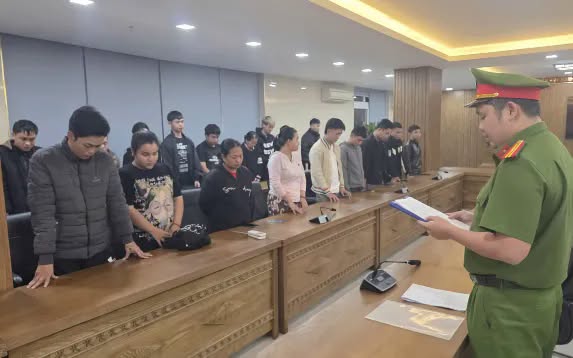 Công an sẽ điều tra khi phát hiện tài khoản ngân hàng có giao dịch chuyển tiền và rút tiền như sau - Ảnh 1.