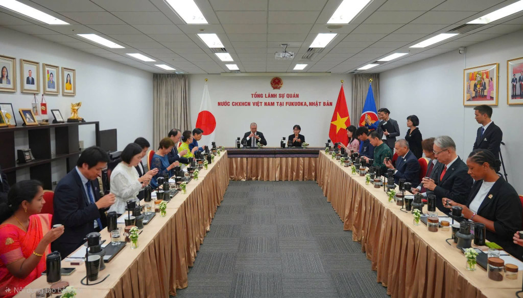 Lần đầu ti&ecirc;n, &ocirc;ng Đặng L&ecirc; Nguy&ecirc;n Vũ mang được điều n&agrave;y sang Nhật Bản - Ảnh 1.