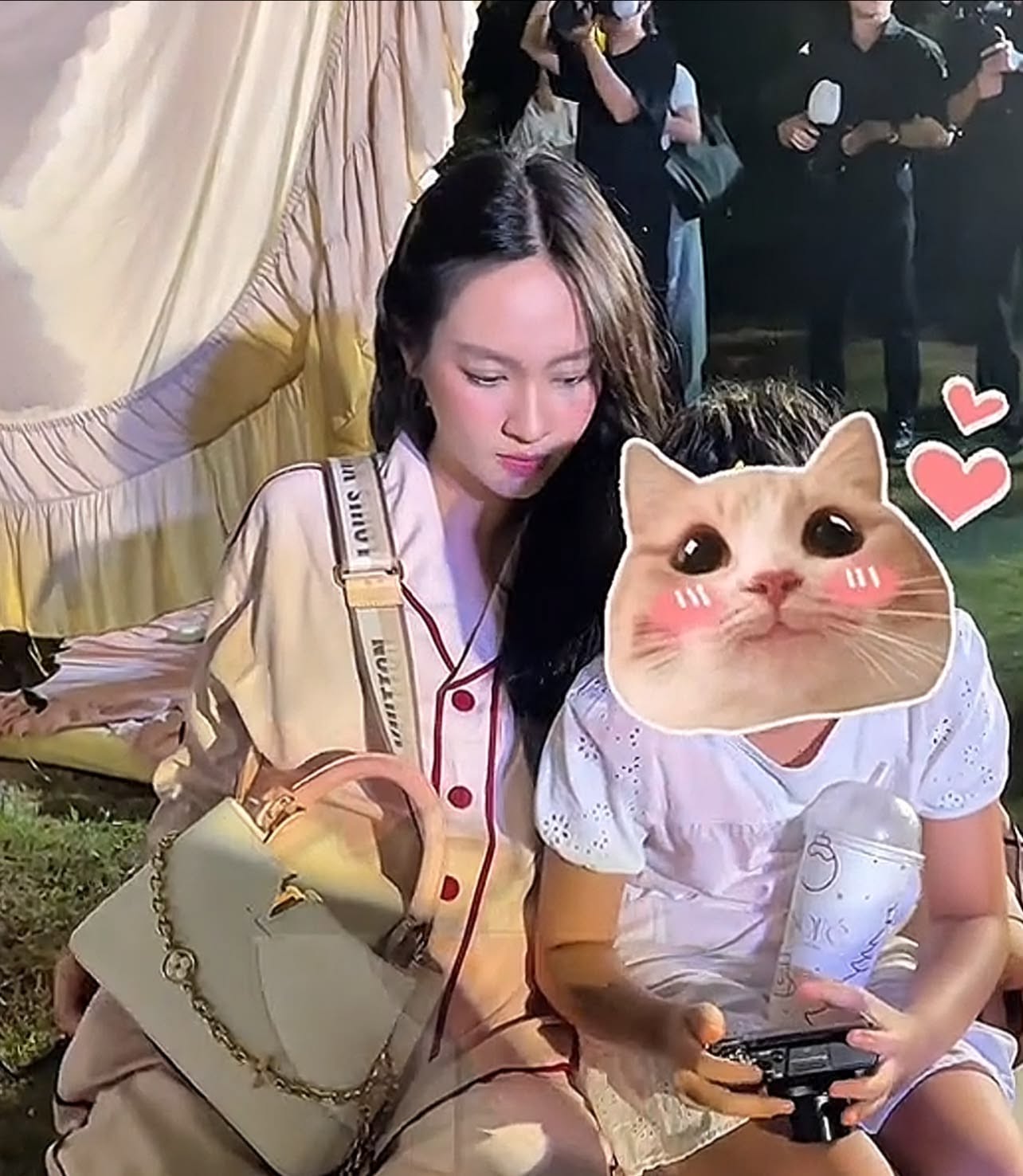 Diệp L&acirc;m Anh sau ly h&ocirc;n: Khởi đầu Mới với nh&oacute;m nhạc v&agrave; t&igrave;nh y&ecirc;u k&eacute;m 11 tuổi - Ảnh 1.