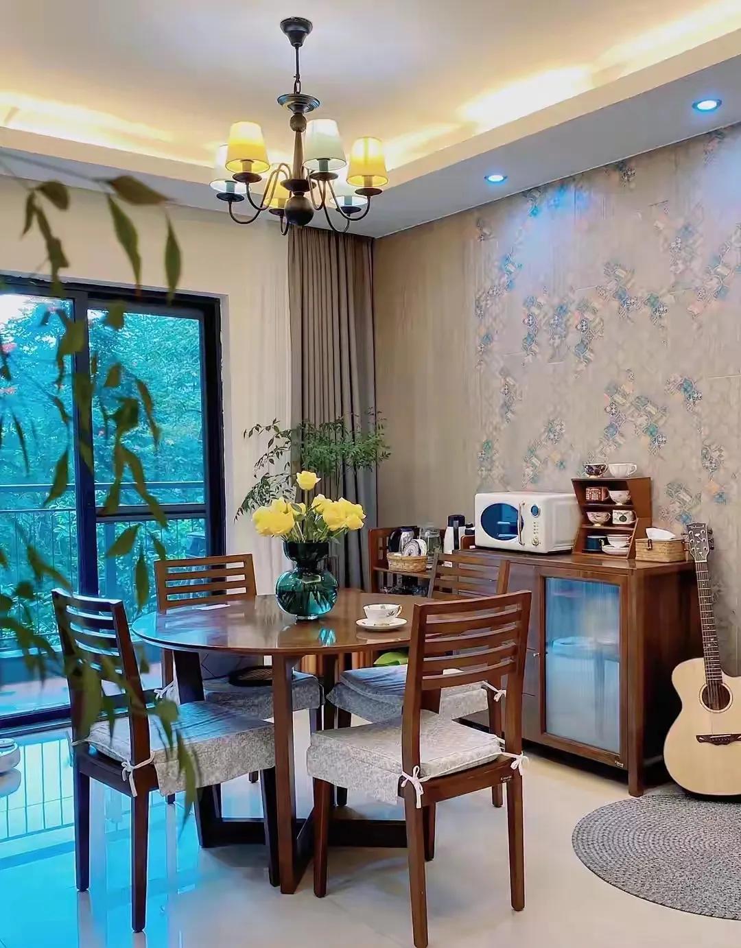 Cặp vợ chồng nghỉ hưu và ngôi nhà sạch đẹp đến khó tin năm 2026 - Ảnh 4. Cặp vợ chồng nghỉ hưu và ngôi nhà sạch đẹp đến khó tin năm 2026 - Ảnh 4.