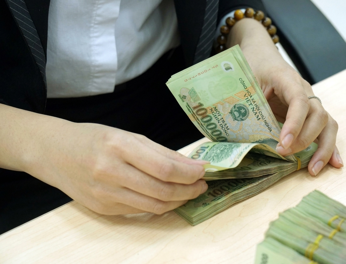 Lời khuy&ecirc;n cho người c&oacute; sổ tiết kiệm kỳ hạn tr&ecirc;n 12 th&aacute;ng hiệu quả - Ảnh 3.