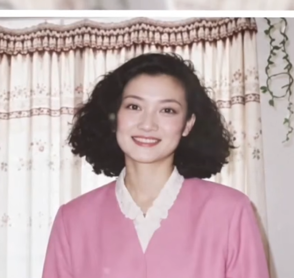 Cô gái mất tích 26 năm được tìm thấy, ngoại hình gây sốc nặng - Ảnh 1. Cô gái mất tích 26 năm được tìm thấy, ngoại hình gây sốc nặng - Ảnh 1.