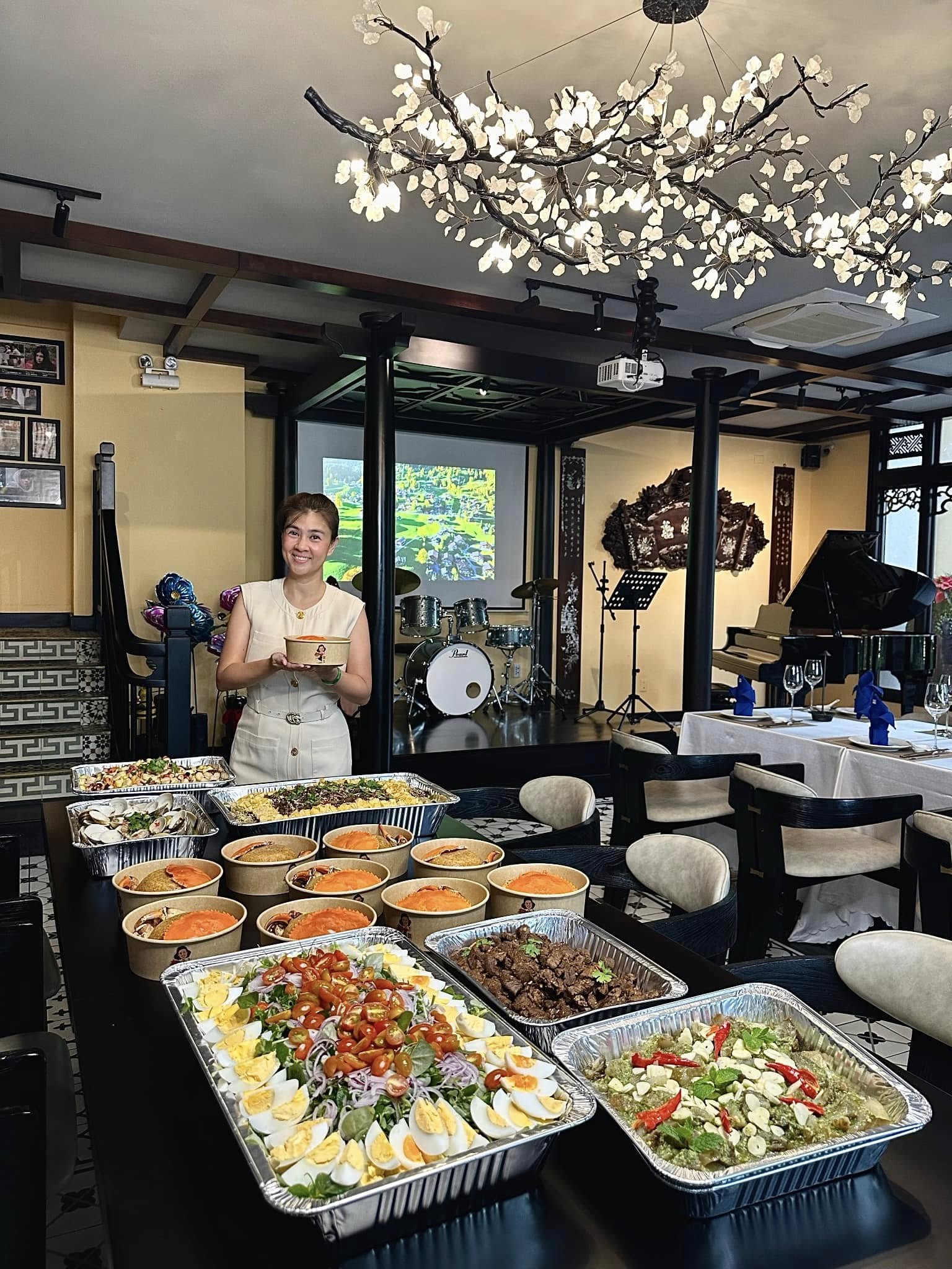 Nữ diễn viên đình đám bỏ showbiz đi bán xôi cua ở đường Nguyễn Lương Bằng, TP.HCM - Ảnh 4.