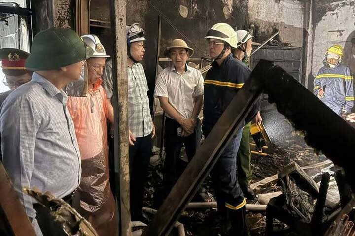 Ch&aacute;y nh&agrave; H&agrave; Nội đ&ecirc;m 16 / 9 5 người tử vong , cảnh s&aacute;t điều tra nguy&ecirc;n nh&acirc;n - Ảnh 1.