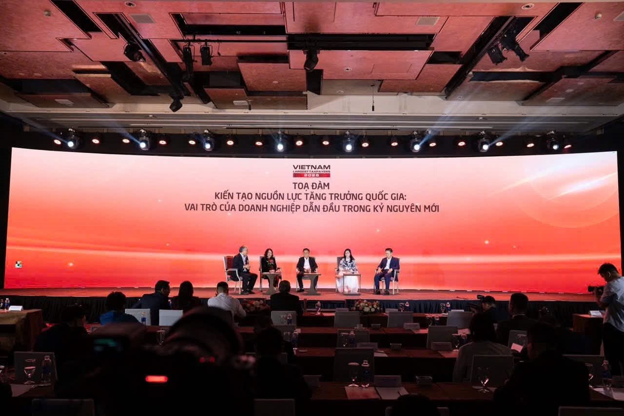 Phó Chủ tịch HĐQT Vietjet: Mỗi năm một hãng hàng không chi 200 - 300 triệu USD ra nước ngoài, tại sao không giữ số ngoại tệ đó ở Việt Nam? - Ảnh 2.