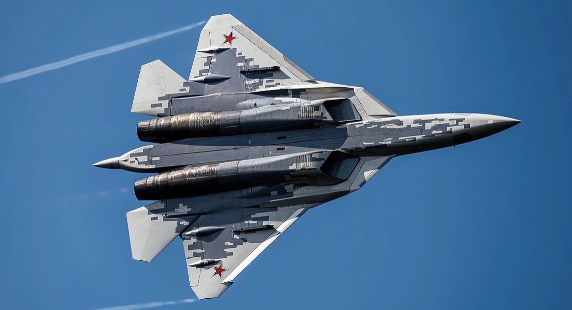 Su-57 g&acirc;y kinh ngạc khi "bay một l&egrave;o" tới Ai Cập, vẫn thừa sức bay th&ecirc;m 1.000km nữa - Ảnh 3.