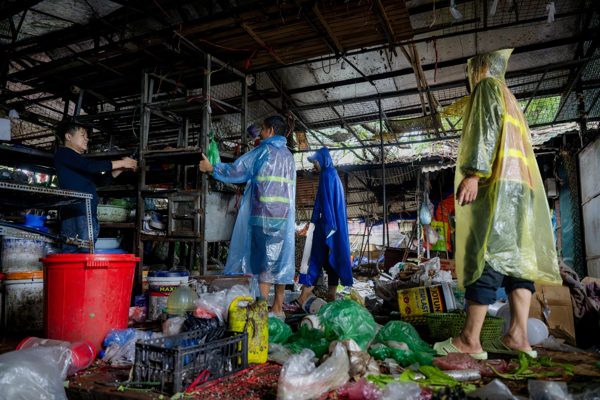 Chợ Kim Liên dừng hoạt động sau 30 năm , gần 200 tiểu thương phải dọn đi - Ảnh 7.