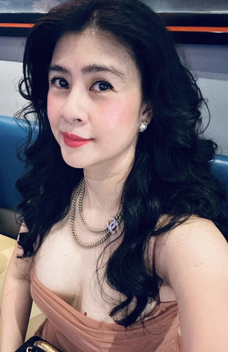 Nữ diễn viên đình đám bỏ showbiz đi bán xôi cua ở đường Nguyễn Lương Bằng, TP.HCM - Ảnh 1.
