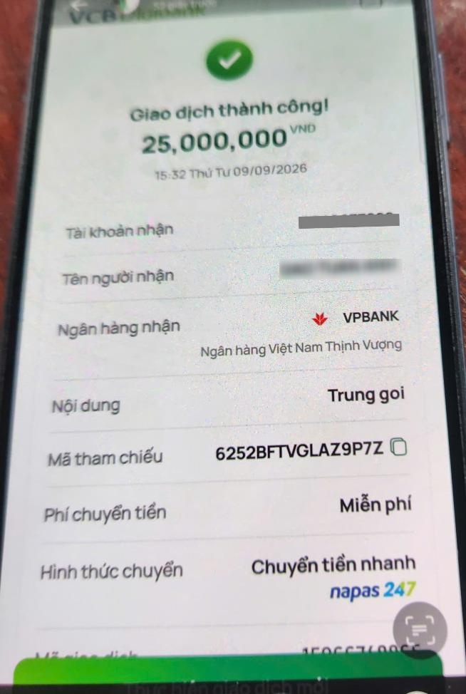 Công an xác minh giao dịch chuyển 25.000.000 đồng với nội dung "Trung goi" - Ảnh 1. Công an xác minh giao dịch chuyển 25.000.000 đồng với nội dung "Trung goi" - Ảnh 1.