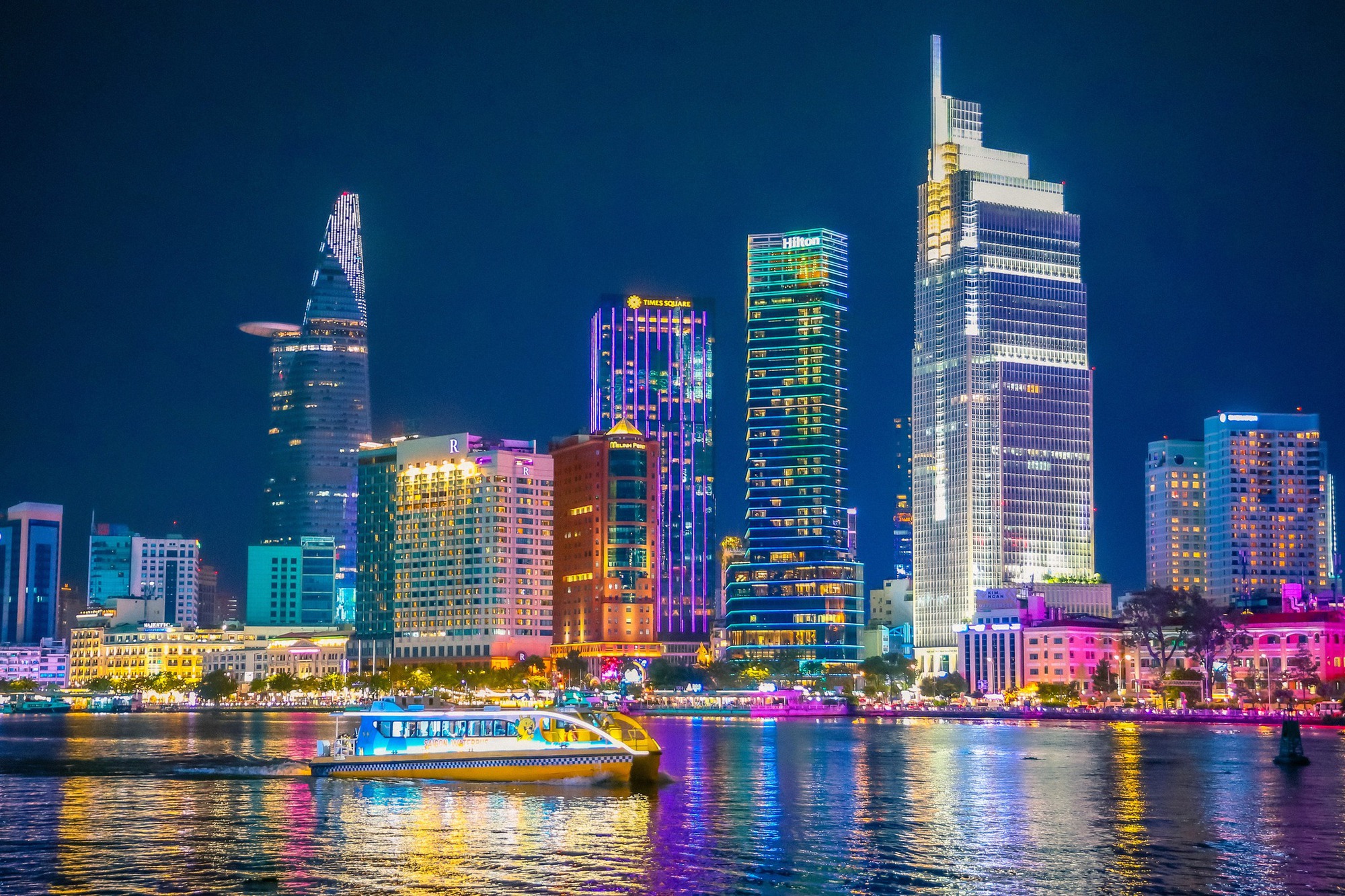 Vượt qua Amsterdam, Bangkok, một thành phố Việt Nam lọt top 16 điểm mua sắm hàng đầu thế giới - Ảnh 1.