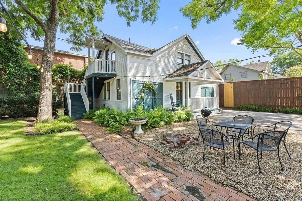 Biệt thự 7 . 600 M² của Ngô Mỹ Uyên: Kiến trúc Hy Lạp cổ đại giữa Dallas - Ảnh 7. Biệt thự 7 . 600 M² của Ngô Mỹ Uyên: Kiến trúc Hy Lạp cổ đại giữa Dallas - Ảnh 7.