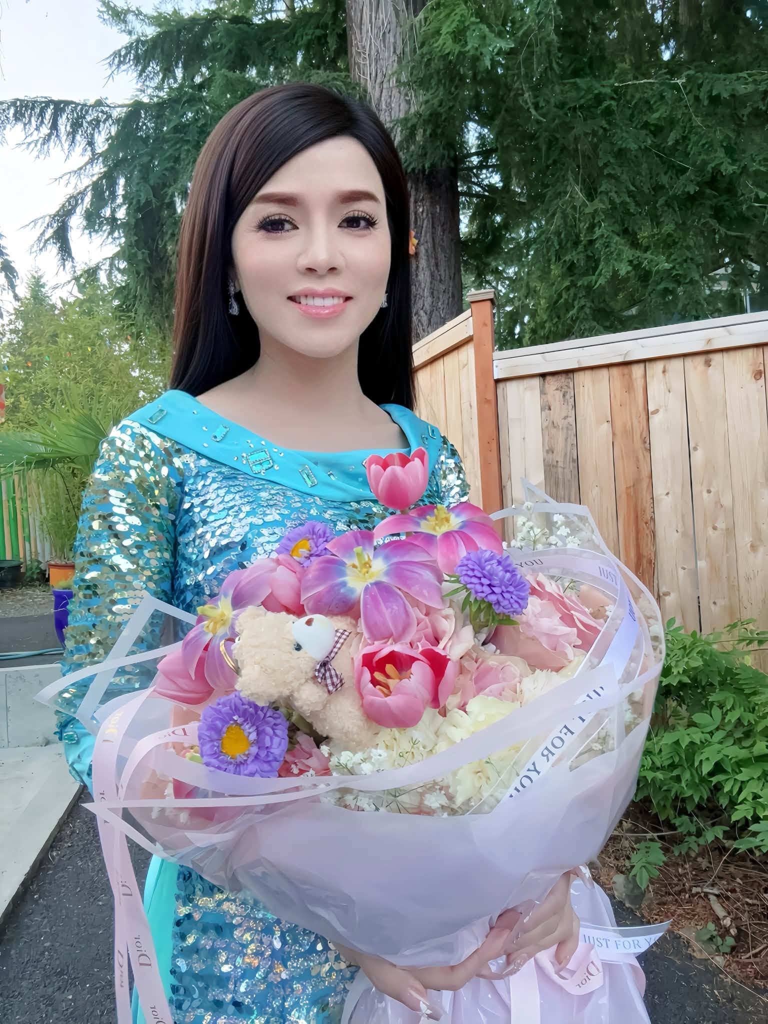 Nhan sắc trẻ đẹp của nữ ca sĩ 45 tuổi chưa lấy chồng, n&oacute;i thẳng "ai lấy được t&ocirc;i sẽ rất hạnh ph&uacute;c" - Ảnh 3.