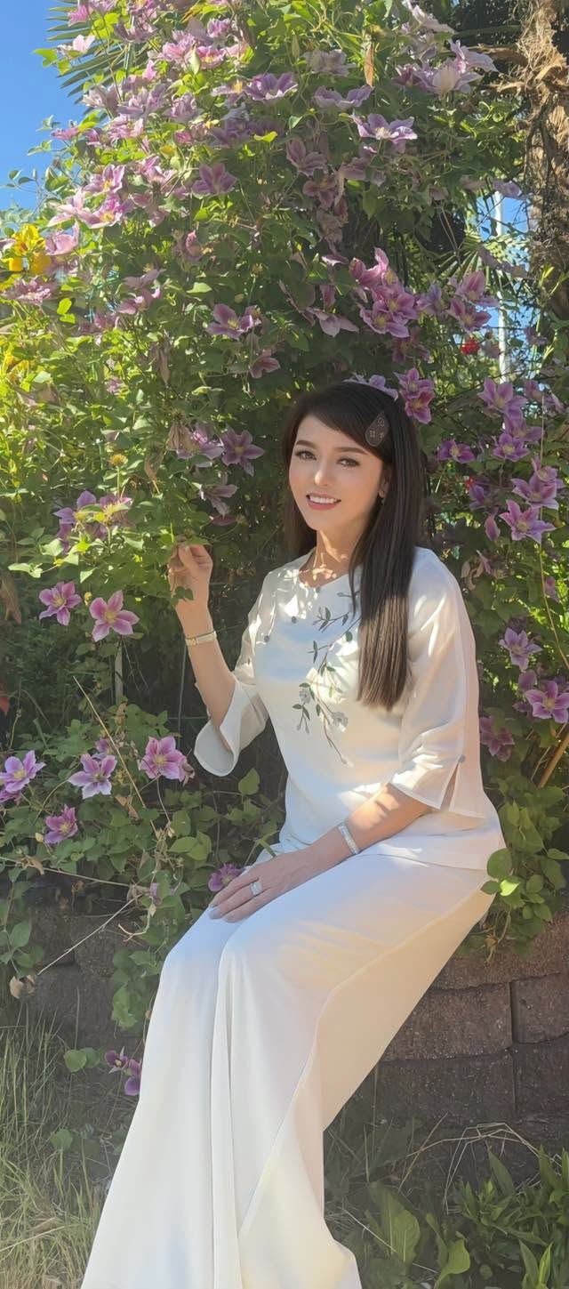 Nhan sắc trẻ đẹp của nữ ca sĩ 45 tuổi chưa lấy chồng, n&oacute;i thẳng "ai lấy được t&ocirc;i sẽ rất hạnh ph&uacute;c" - Ảnh 2.