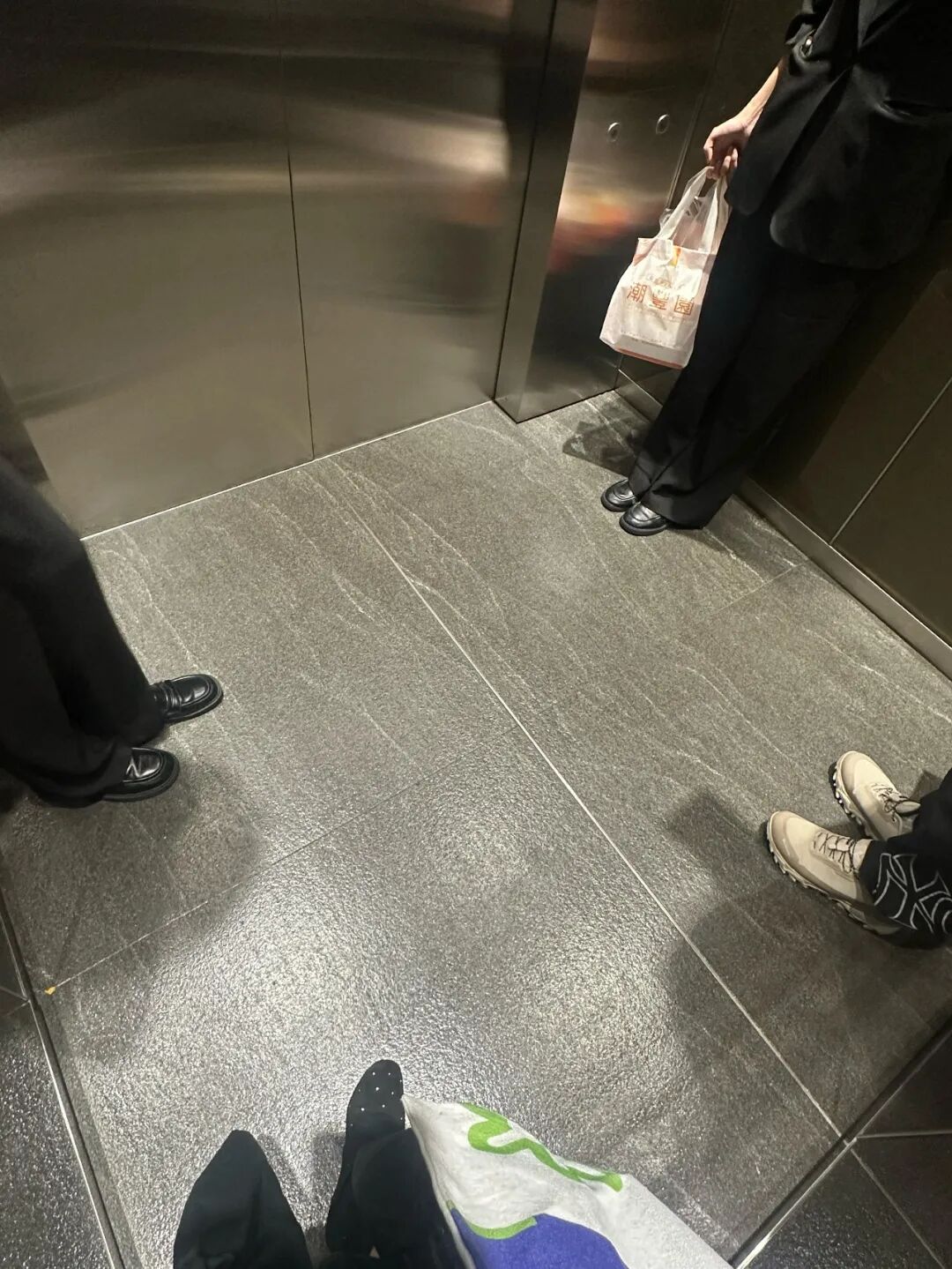 - Ảnh 5. - Ảnh 5.