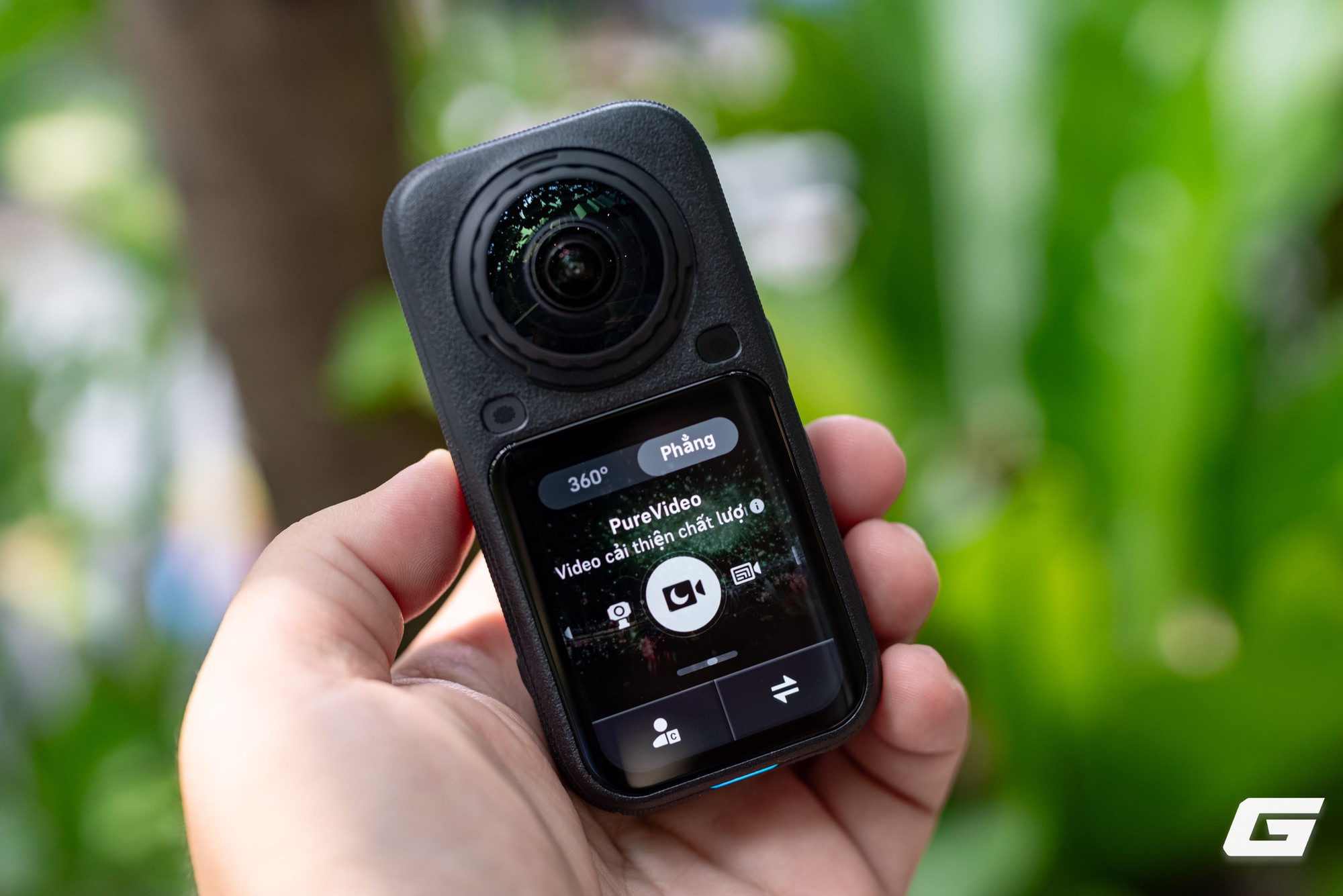 Cận cảnh Insta360 X6: Gọn hơn, mạnh hơn đ&atilde; đ&agrave;nh, lại c&ograve;n c&oacute; cả AI dựng video trực tiếp - Ảnh 16.