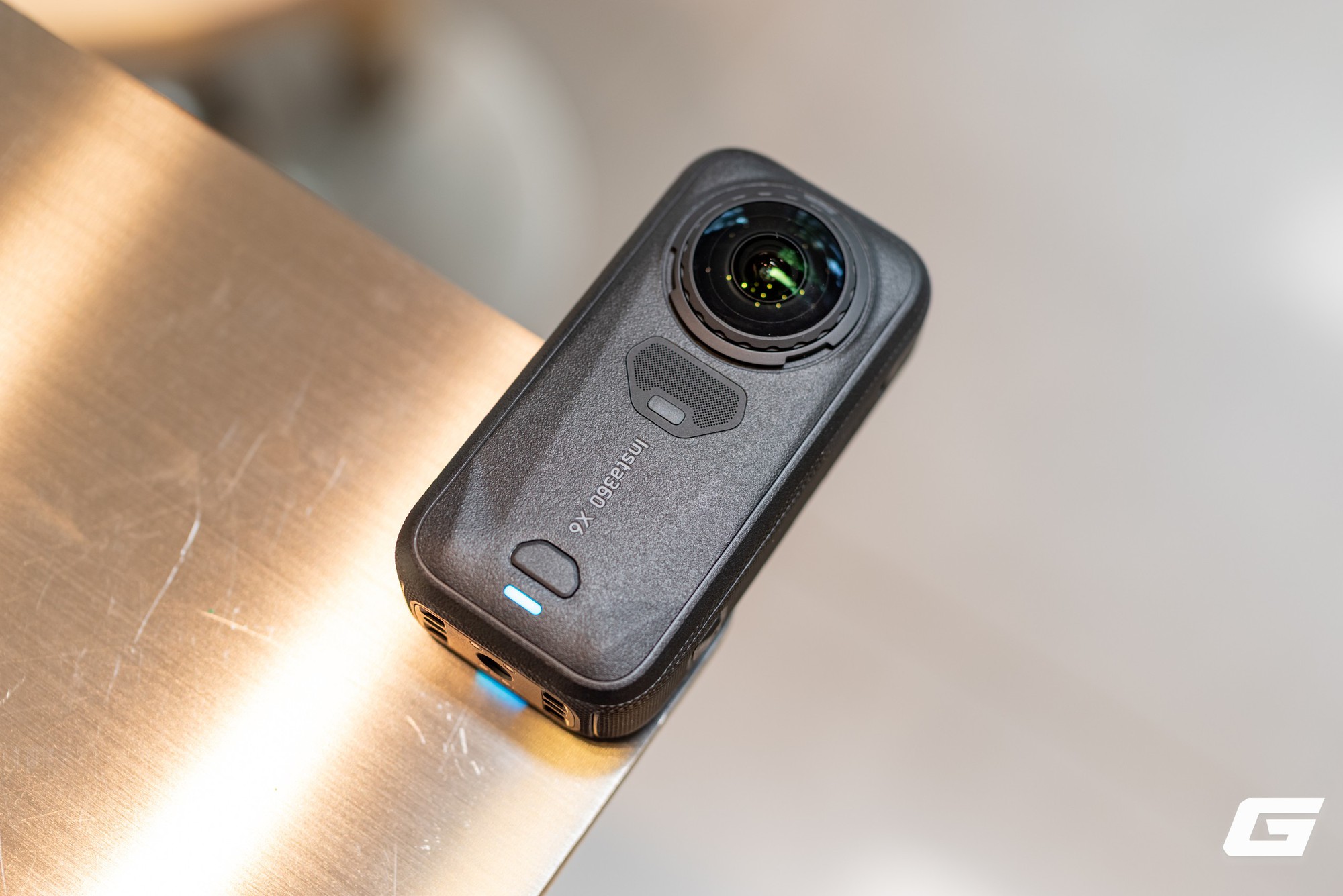 Cận cảnh Insta360 X6: Gọn hơn, mạnh hơn đ&atilde; đ&agrave;nh, lại c&ograve;n c&oacute; cả AI dựng video trực tiếp - Ảnh 30.