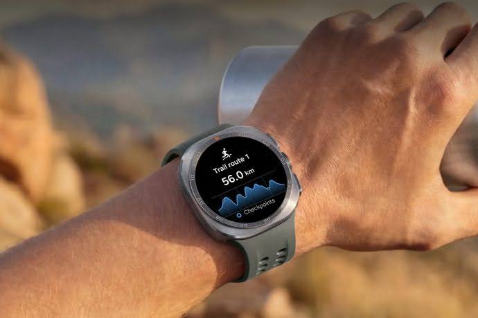 Galaxy Watch Ultra2 2026 pin 800 mAh , m&agrave;n h&igrave;nh 5 . 000 Nit c&oacute; đ&aacute;ng để n&acirc;ng cấp? - Ảnh 2.