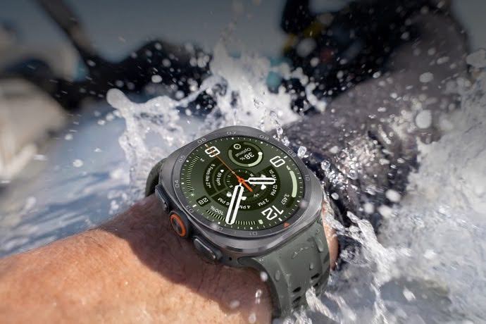 Galaxy Watch Ultra2 2026 pin 800 mAh , m&agrave;n h&igrave;nh 5 . 000 Nit c&oacute; đ&aacute;ng để n&acirc;ng cấp? - Ảnh 1.