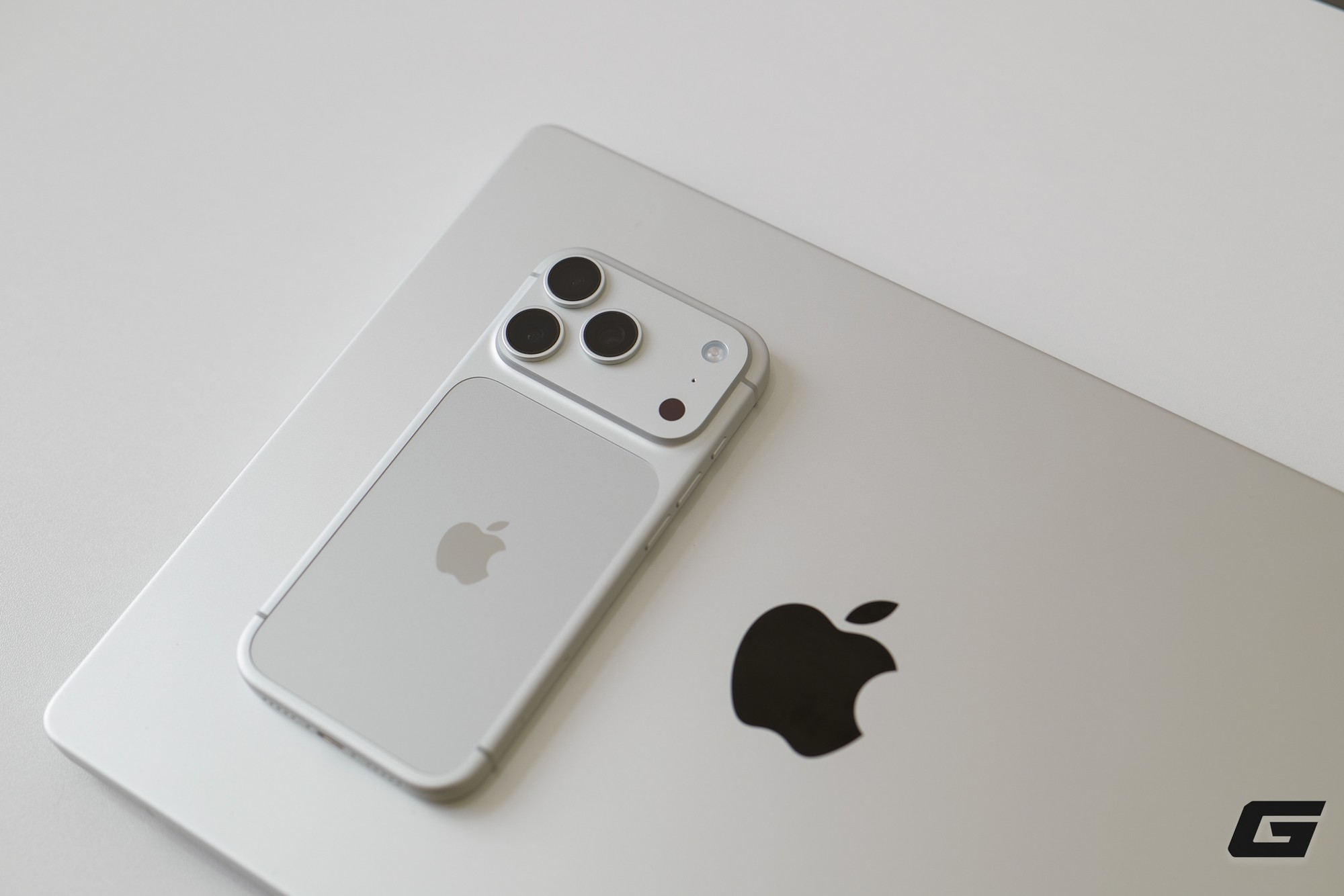 Chỉ một điểm này thôi cũng đủ khiến iPhone 18 Pro màu Bạc đẹp hơn hẳn phiên bản tiền nhiệm - Ảnh 4.