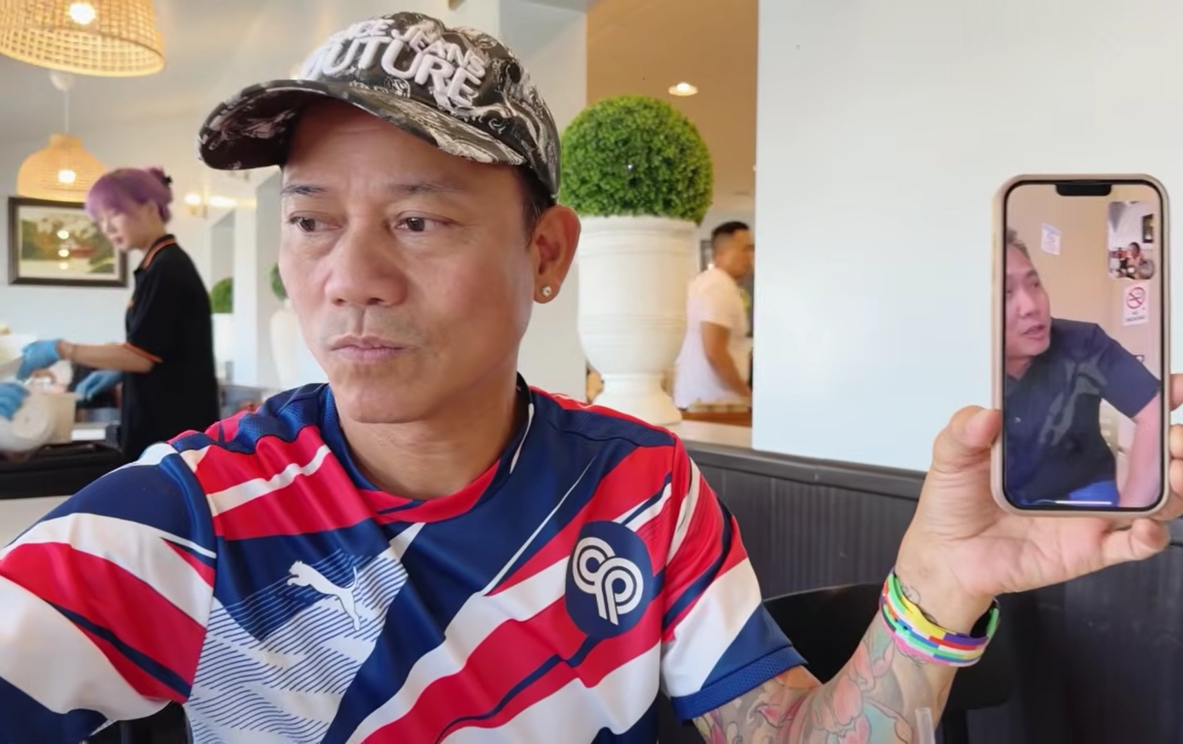 Con trai Chế Linh: "Tôi nhắc lại, tôi chỉ có một vợ một con" - Ảnh 1. Con trai Chế Linh: "Tôi nhắc lại, tôi chỉ có một vợ một con" - Ảnh 1.