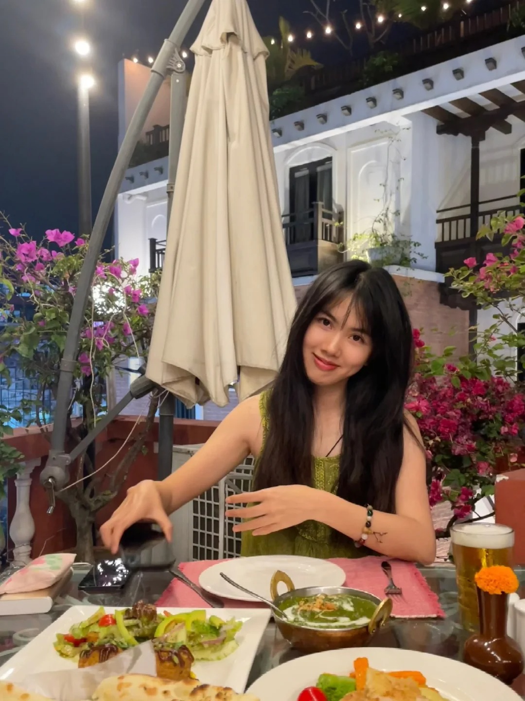 C&ocirc; g&aacute;i đi du lịch 41 quốc gia v&agrave; tiết kiệm 775 triệu đồng Trong 10 năm - Ảnh 1.