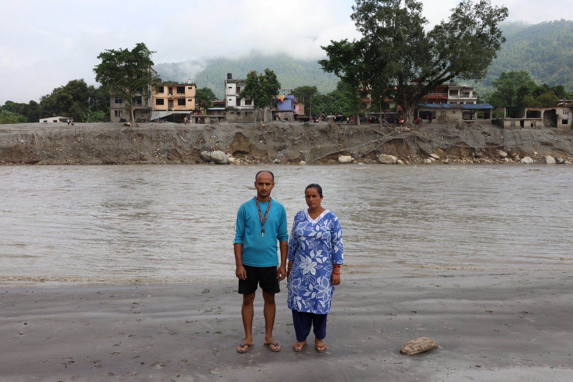 Thảm họa lũ quét tại Betrawati Nepal: Nỗi đau và mất mát năm 2023 - Ảnh 18.