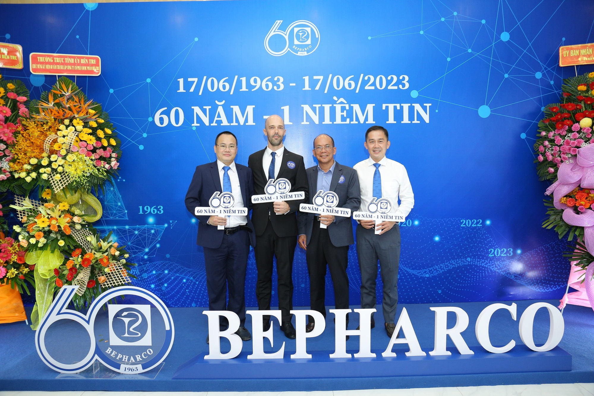 Nữ phó TGĐ sinh năm 2002, là thành viên HĐQT doanh nghiệp Dược có 9 chi nhánh, phục vụ 35.000 khách hàng trên toàn quốc: Từng làm ngân hàng 2 năm, không sở hữu cổ phiếu công ty - Ảnh 6.